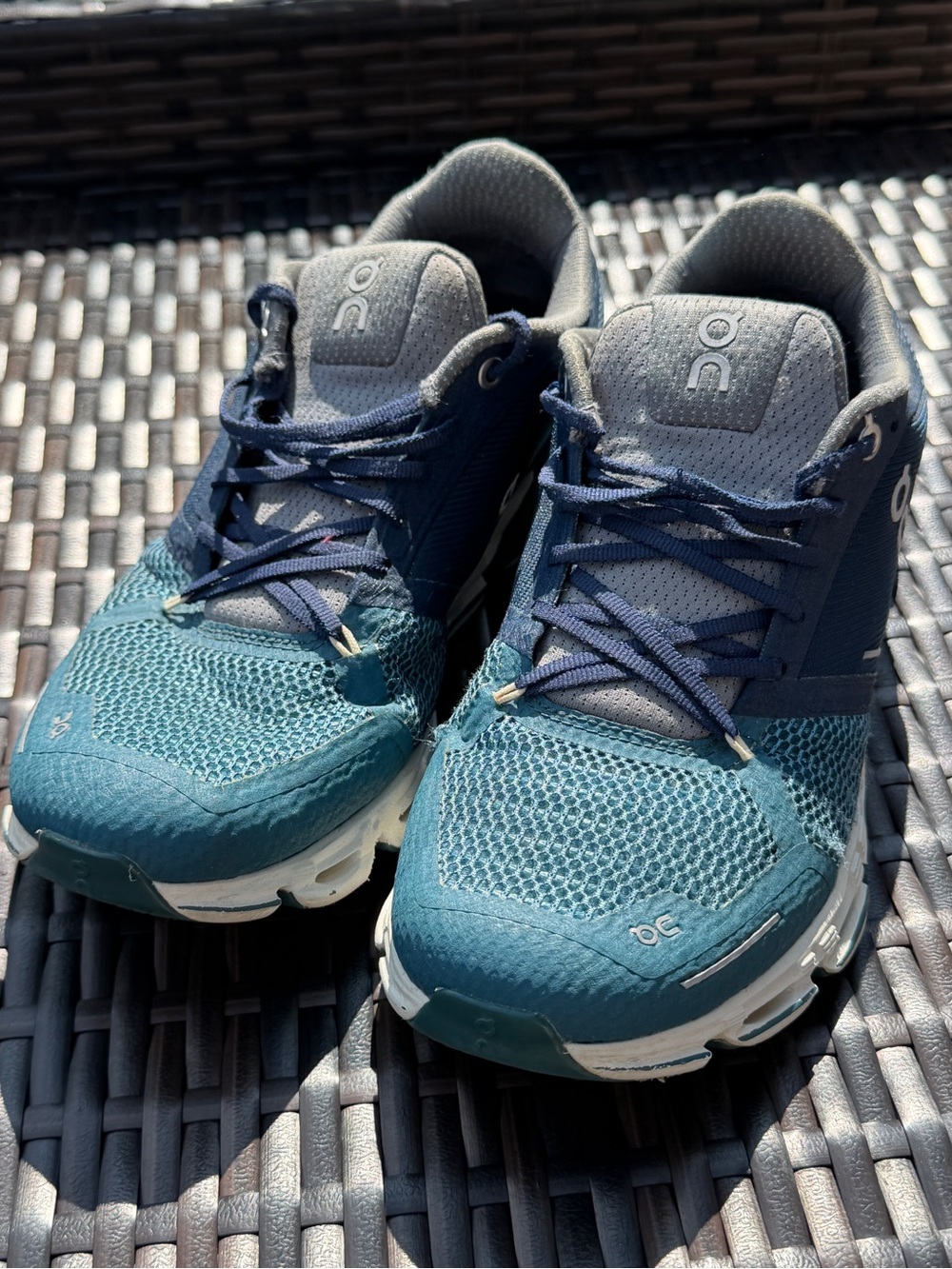 On Cloud Cloudtec Sneakers. Blue .In Good Used Condition. Women’s 9.5.